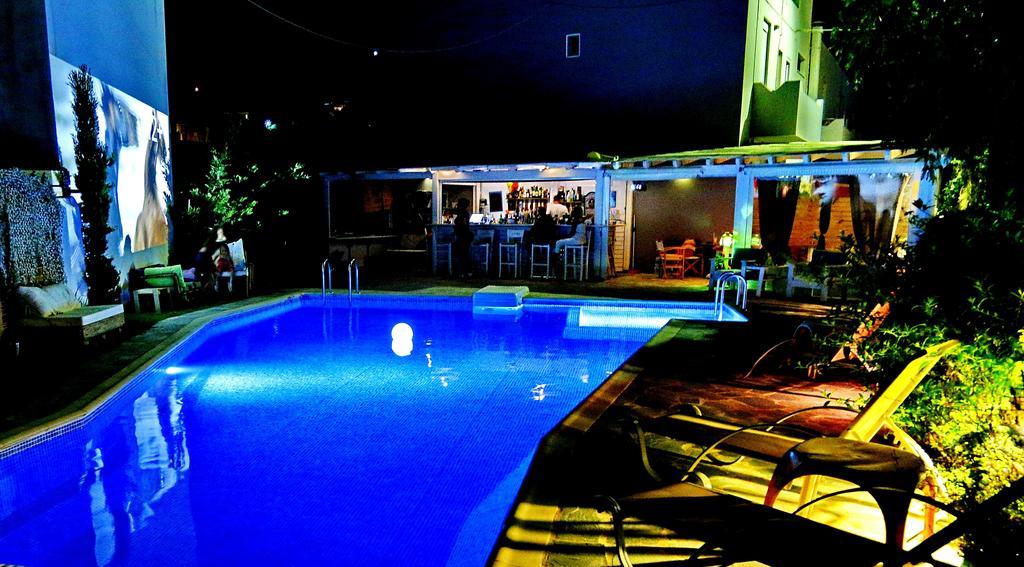 Calma Apartments & Studios Плакиас Екстериор снимка